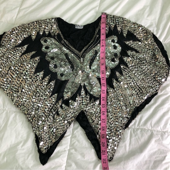 VINTAGE 70’s / 80’s Butterfly Beaded Embellishment Top 100% Silk - Picture 9 of 9